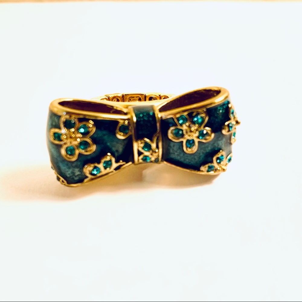 Betsey Johnson Bow Cocktail Ring